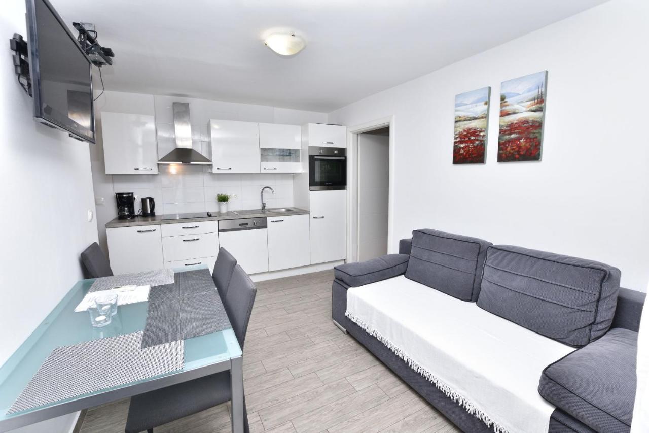 Apartment Ivan พรีมอชเตน ภายนอก รูปภาพ